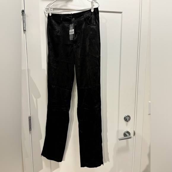 *NWT* Lioness Floral Black Pants - Picture 8 of 12